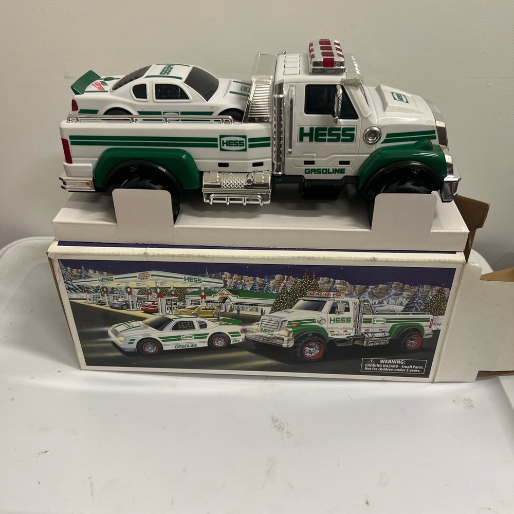 Toy truck.Hess.